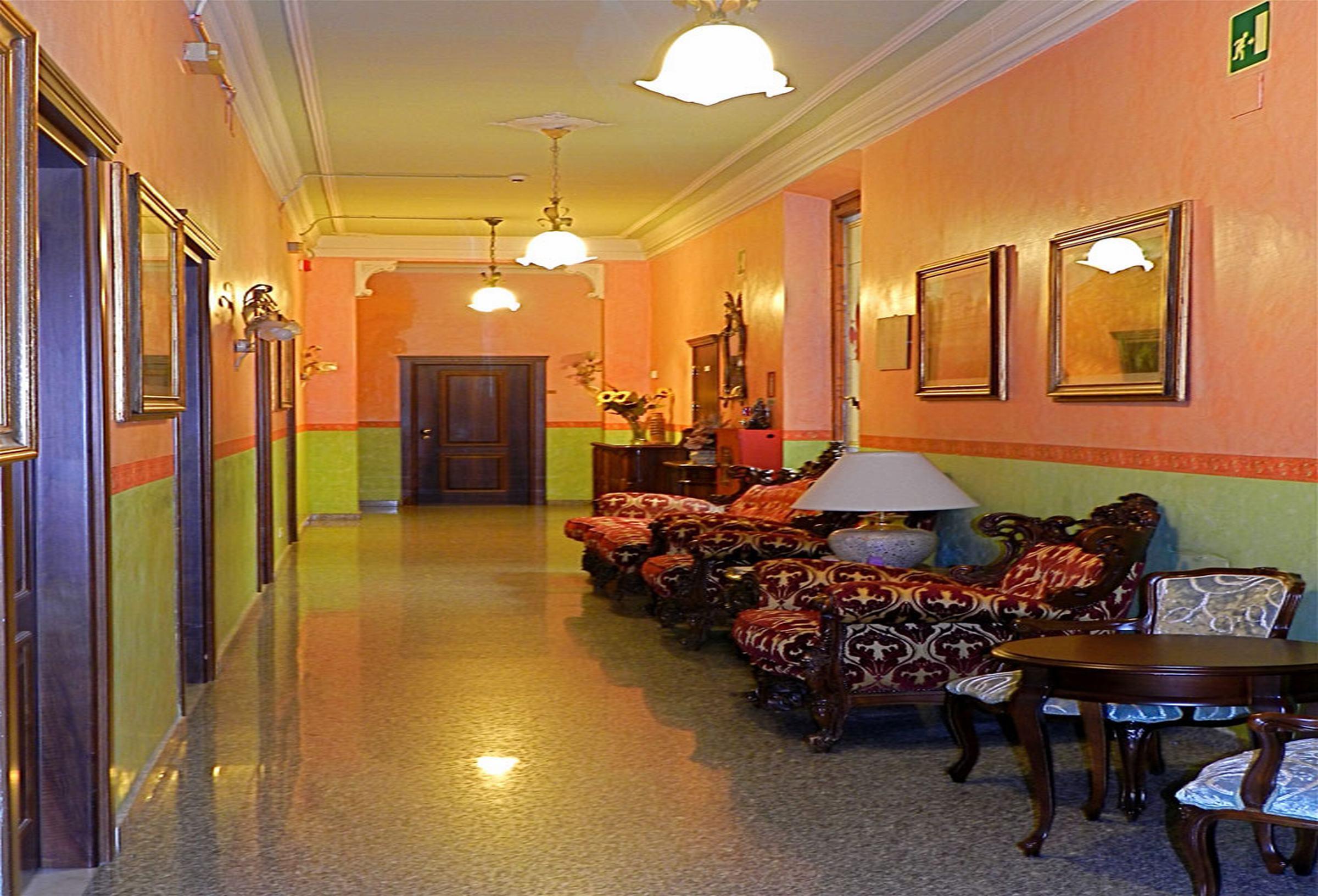 Hotel Desiree Florencie Exteriér fotografie