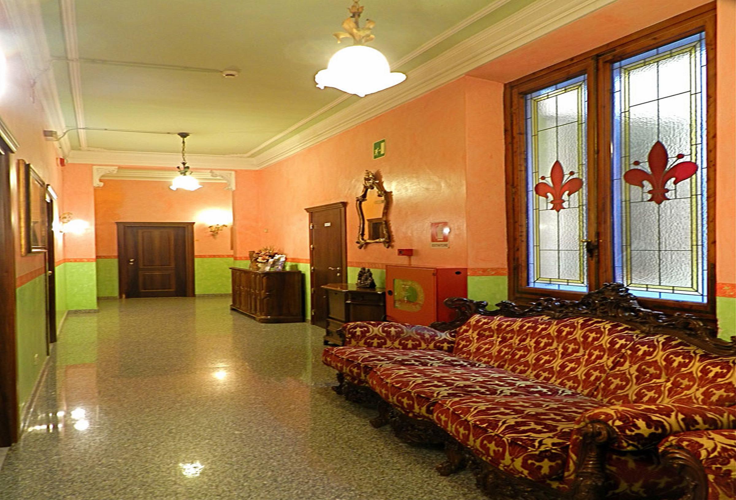 Hotel Desiree Florencie Exteriér fotografie