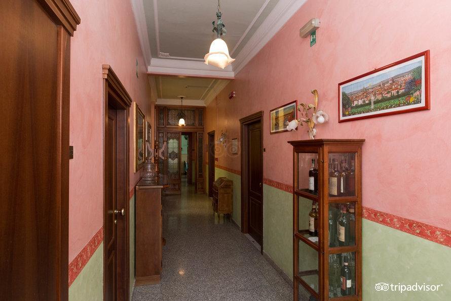 Hotel Desiree Florencie Exteriér fotografie