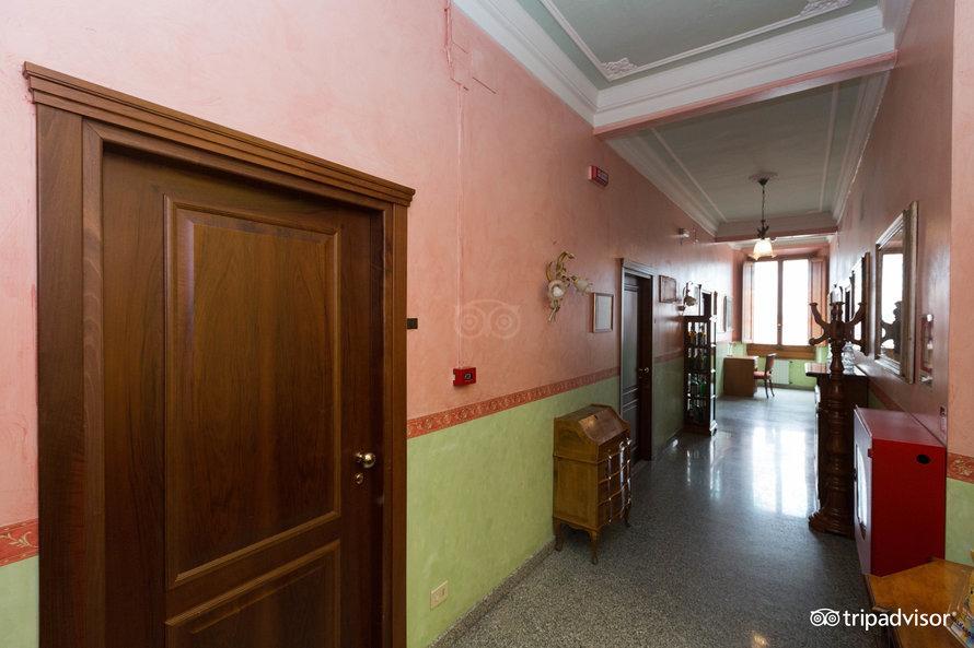 Hotel Desiree Florencie Exteriér fotografie