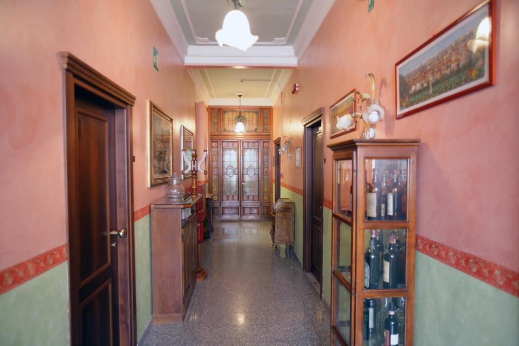 Hotel Desiree Florencie Exteriér fotografie